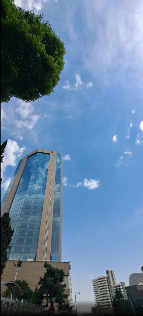 ساختمان مرکزی بانک آینده