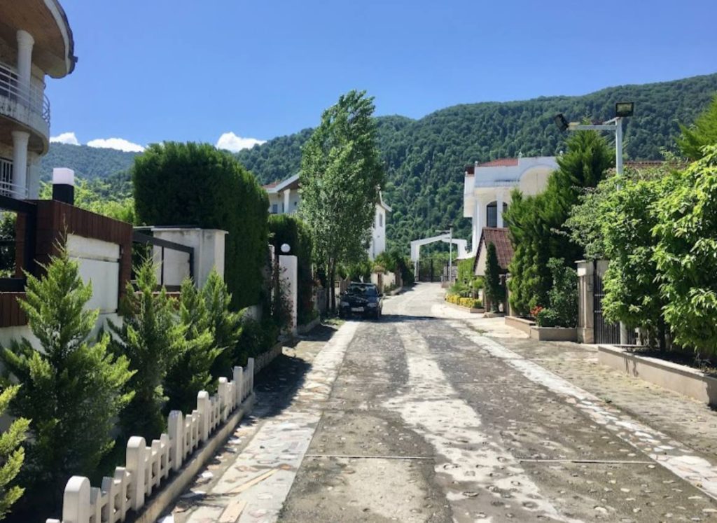 شهرک شقایق رویان