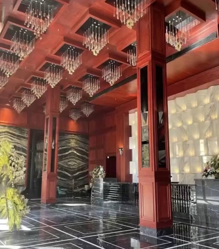 برج آفرینش