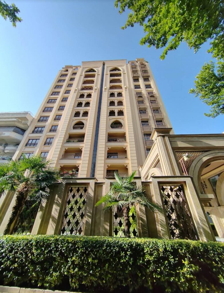 برج بتیس محسنیان