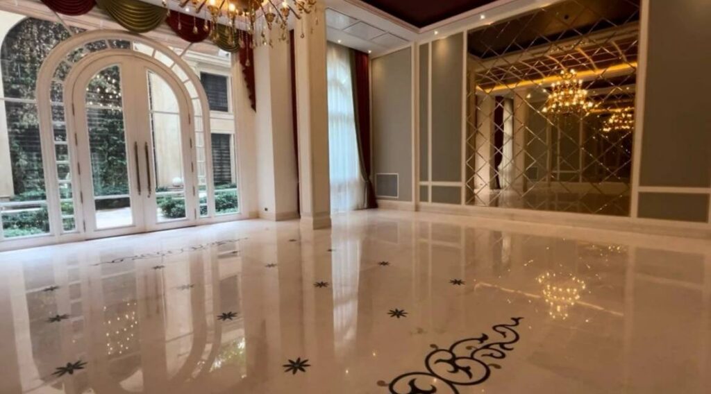 برج نارسیس کوهسار