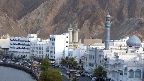 سرمایه‌گذاری در عمان